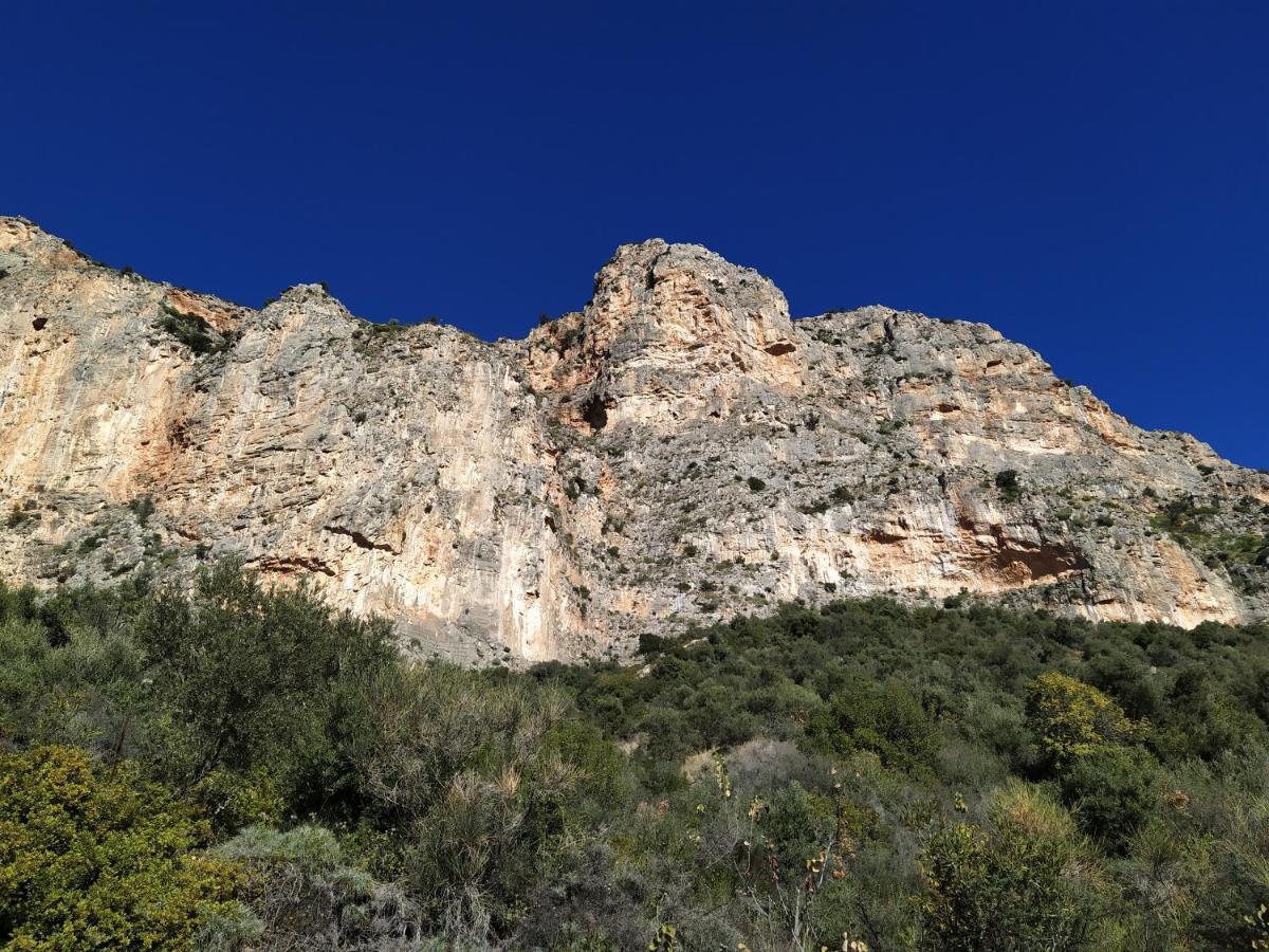 Red Rock And View Leonidio Maisonette Studio Bagian luar foto